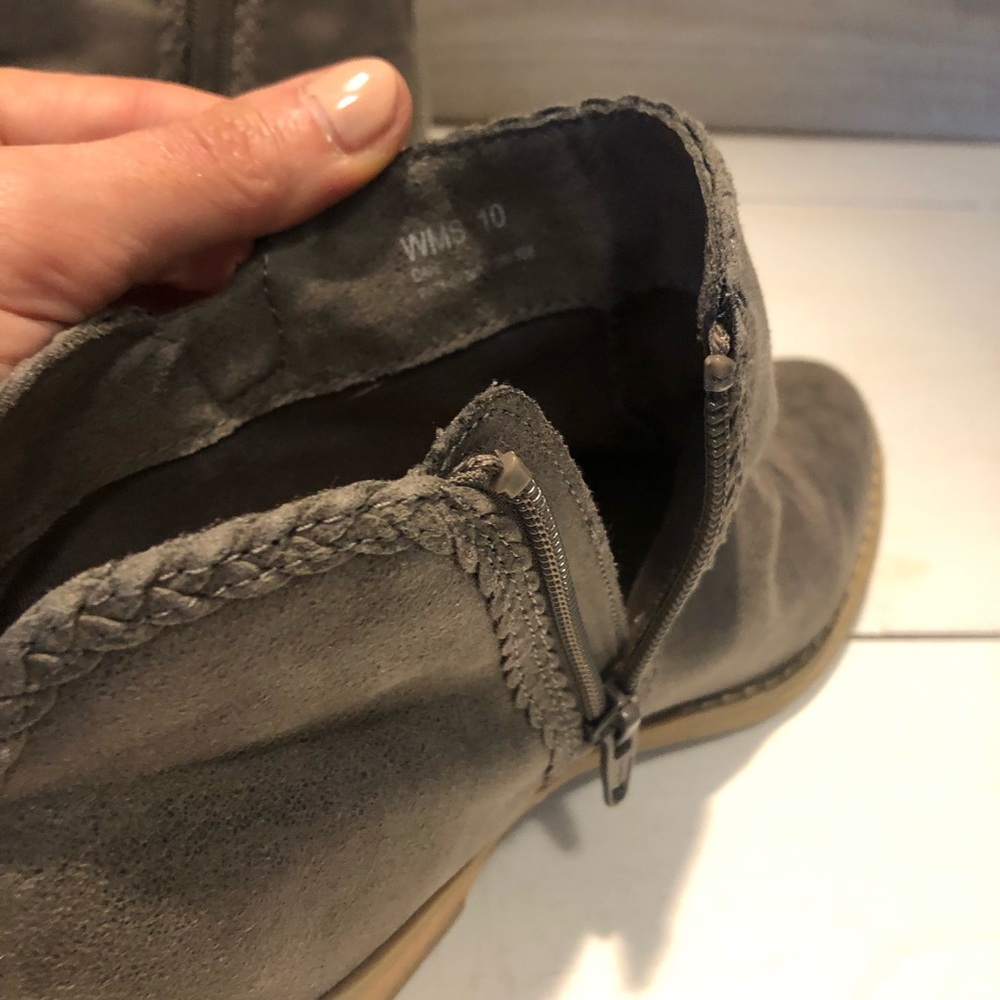 Report Gray Booties - Picture 4 of 7